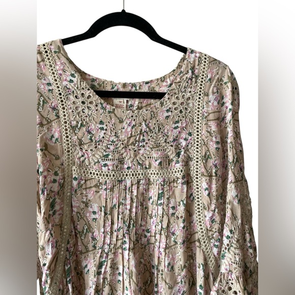 Sundance Floral Eyelet 3/4 Sleeve Ruffle Tunic Blouse Pink Medium - Picture 3 of 5